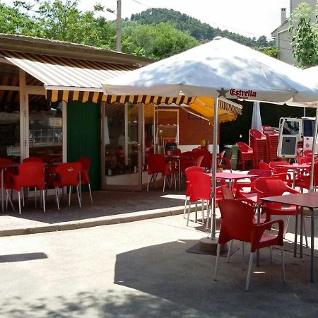 Albergue Valderrobres Auto Check-In Exterior photo
