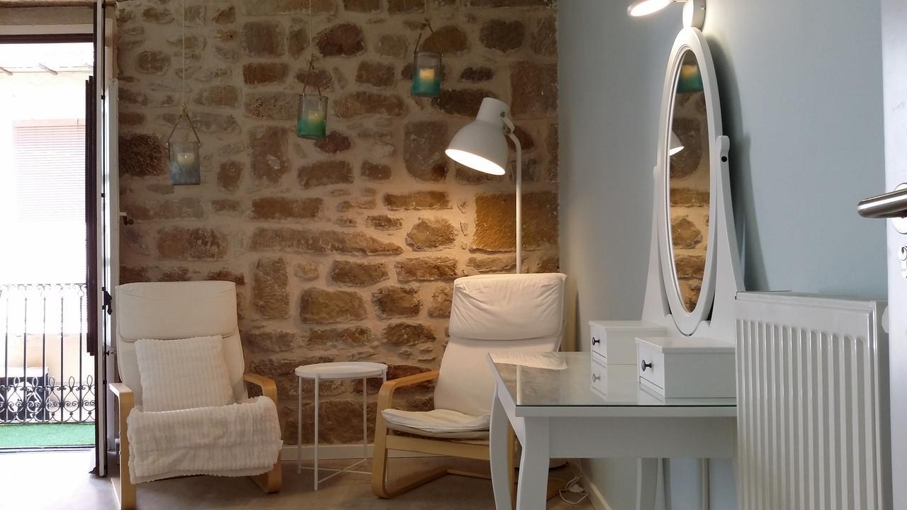 Albergue Valderrobres Auto Check-In Exterior photo